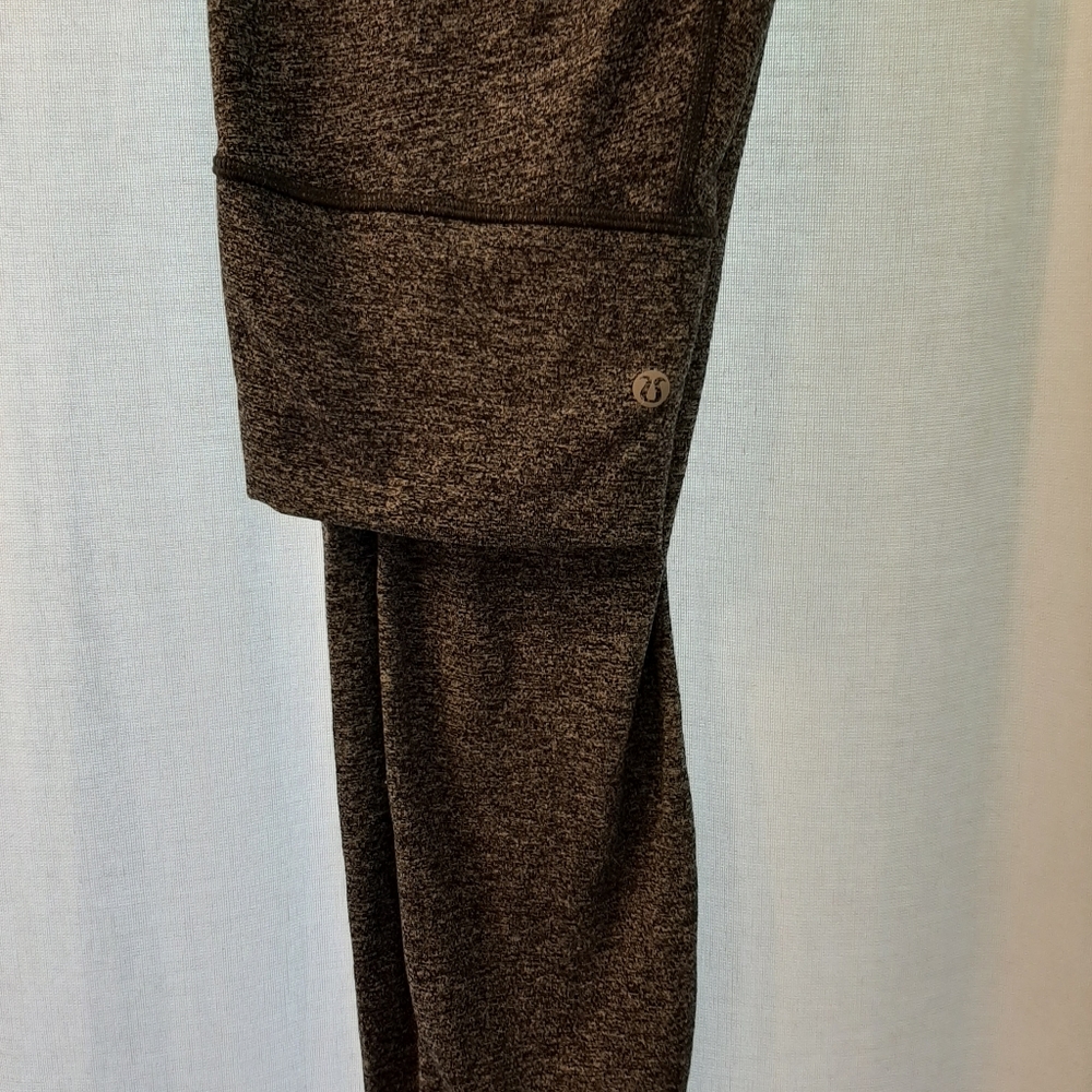 Lululemon leggings, full length